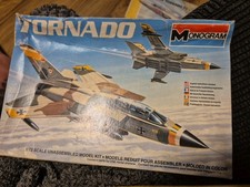 L267 Monogram Model Kit 5426 -