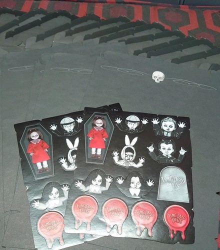 Living dead dolls - dead,