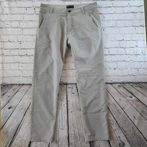 Oakley tailored fit utility - oakley,