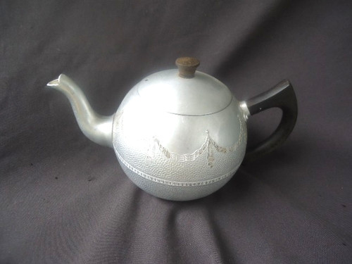Vintage art deco swan brand - swan,