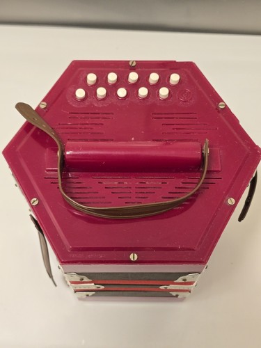 Vintage red concertina - red,