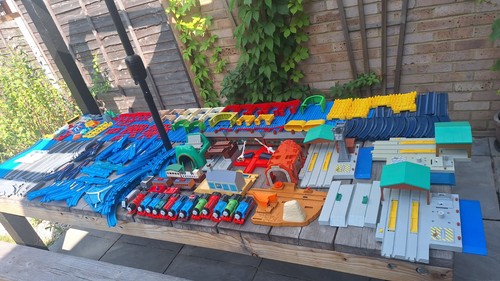 Thomas the tank engine - thomas,