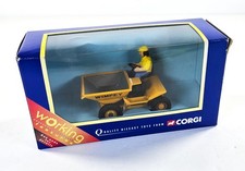 Corgi 9cm long model truck - long,
