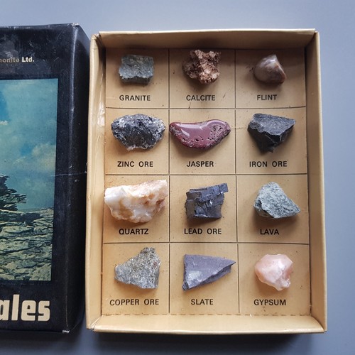 Minerals rock wales vintage - minerals,