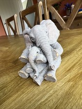 Tuskers Elsie & Marigold Hand