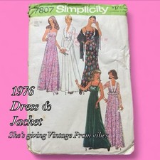 Simplicity 7807 VTG 1976 Size