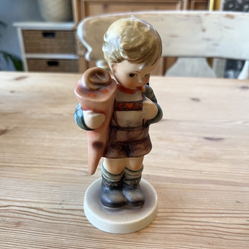 Goebel hummel figurine - goebel, tmk3