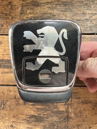 Peugeot 406 rear boot - boot, lock