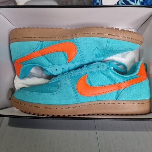Brand new nike - new, general