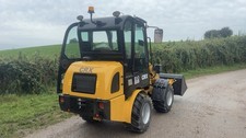 Ex Demo CRX 810 Loader 