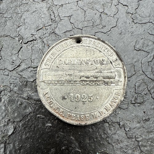 Train medal medallion - train, medal/medallion