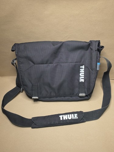 Thule side bag for laptop - side,