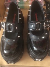 demonia dammed 20 size UK 4 great condition brand new