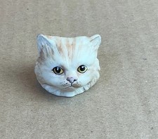 Small Bust Of A Cat Victoria