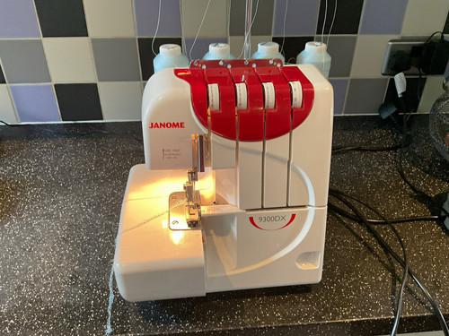 Janome 9300dx overlocker - janome,