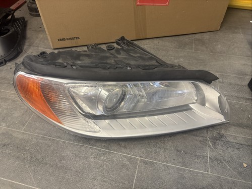 Volvo v70 xc70 s80 - ,