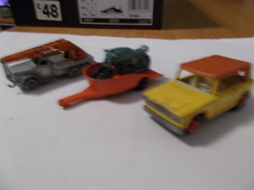 Matchbox field car crane - car,