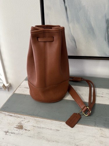 Vintage coach bixby sling bag - coach,