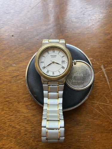 Seiko v352a quartz pulsar - seiko,