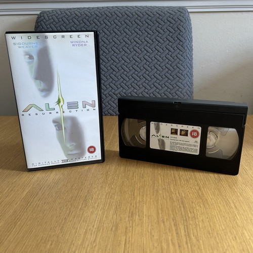 Alien resurrection vhs - alien,