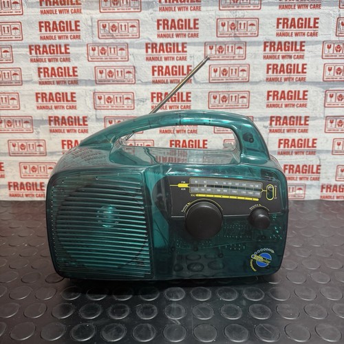 Freeplay radio self powered - freeplay,