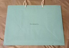 TIFFANY & Co. Gift Shopping