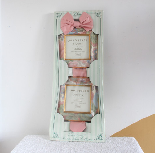 Vintage debenhams pair photo - pair,