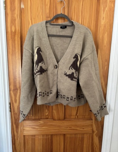 Nasty gal beige with horse - gal,