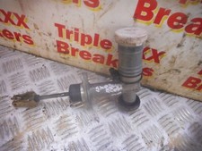 BFD002995 2004 MITSUBISHI SHOGUN SPORT 2.5TD CLUTCH MASTER CYLINDER