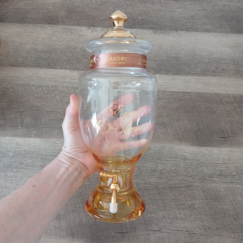 French vintage style pharmacy - style,