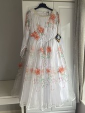 Disney Princess Dress, Beauty