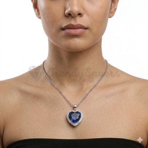 Emerald green heart crystal - emerald,