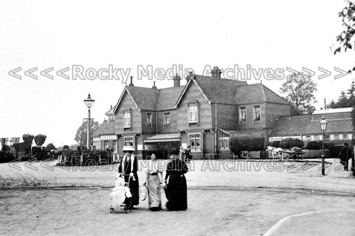 Avv the railway station - railway,