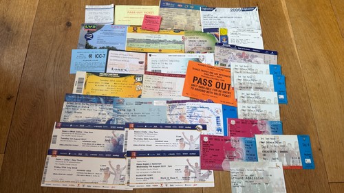 Collection cricket tickets - collection, 32