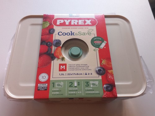 Pyrex cook save - cook,