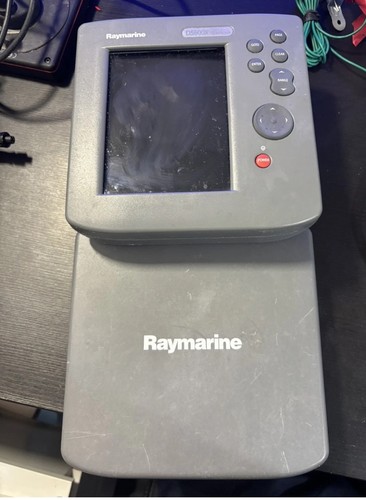 Raymarine ds600x fishfinder - ds600x,