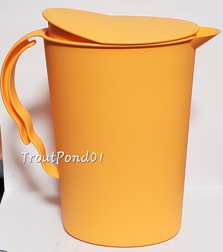 Tupperware pitcher qt - pitcher, 2