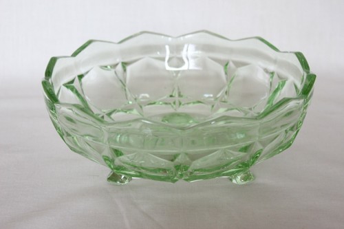 Art deco green glass - art,