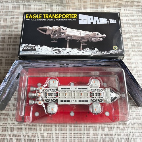 Space 1999 eagle - space,