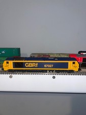 Hornby R30372 Class 67 GBRF 00