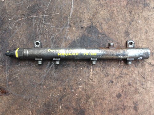 Fiat ducato fuel - injector, rail