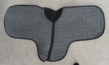 aerborn pony showing numnah - black quilted