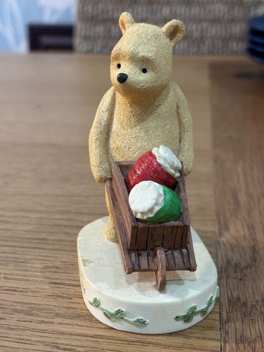 Classic pooh winnie the - classic,