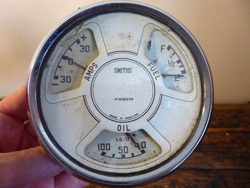 Vintage classic car smiths - classic,