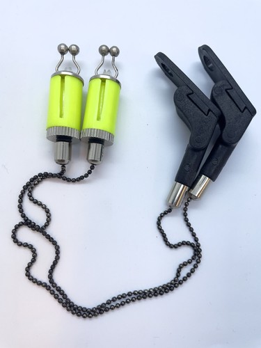 Flou green chain bite - 2x,