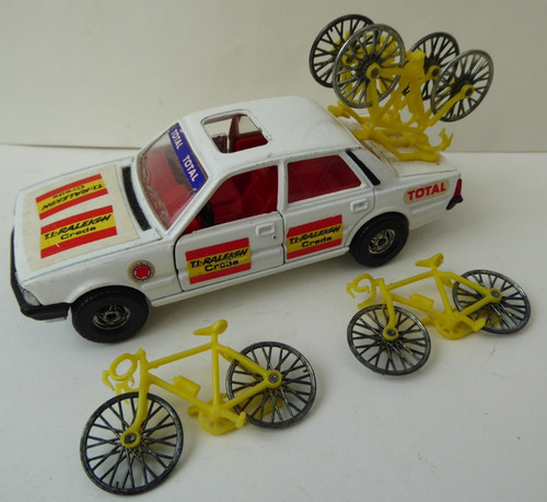 Corgi toys gift set peugeot - set,