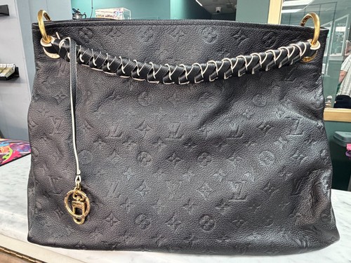 Authentic louis vuitton - louis,