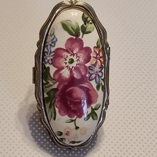 Vintage lipstick holder ring