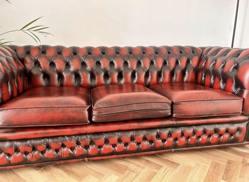 Beautiful vintage oxblood red - beautiful,