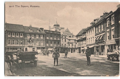 The square romsey - square,